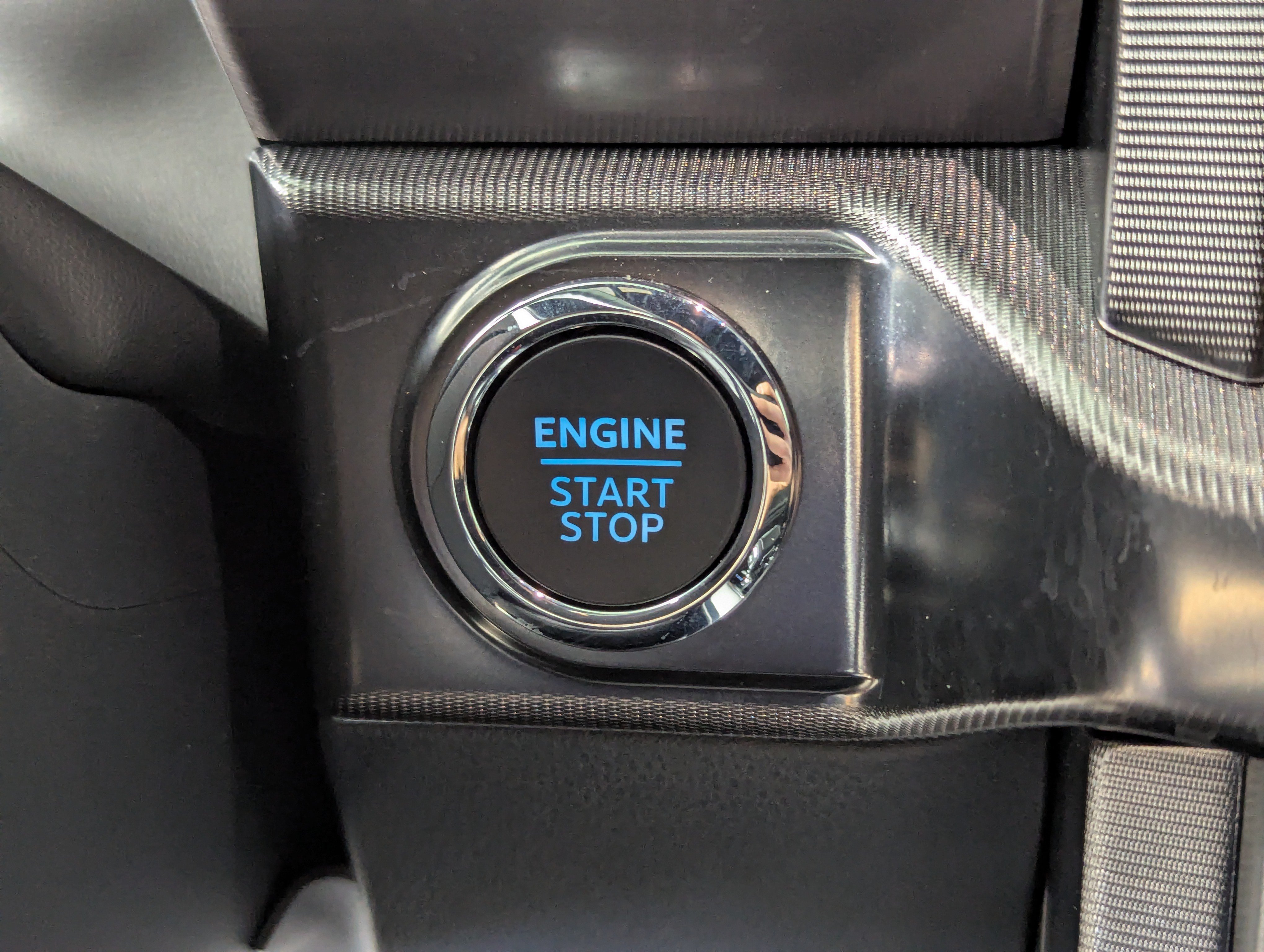 Certified 2024 Ford F150 Platinum w/ FX4 Off-Road Package AWD/4WD image 38