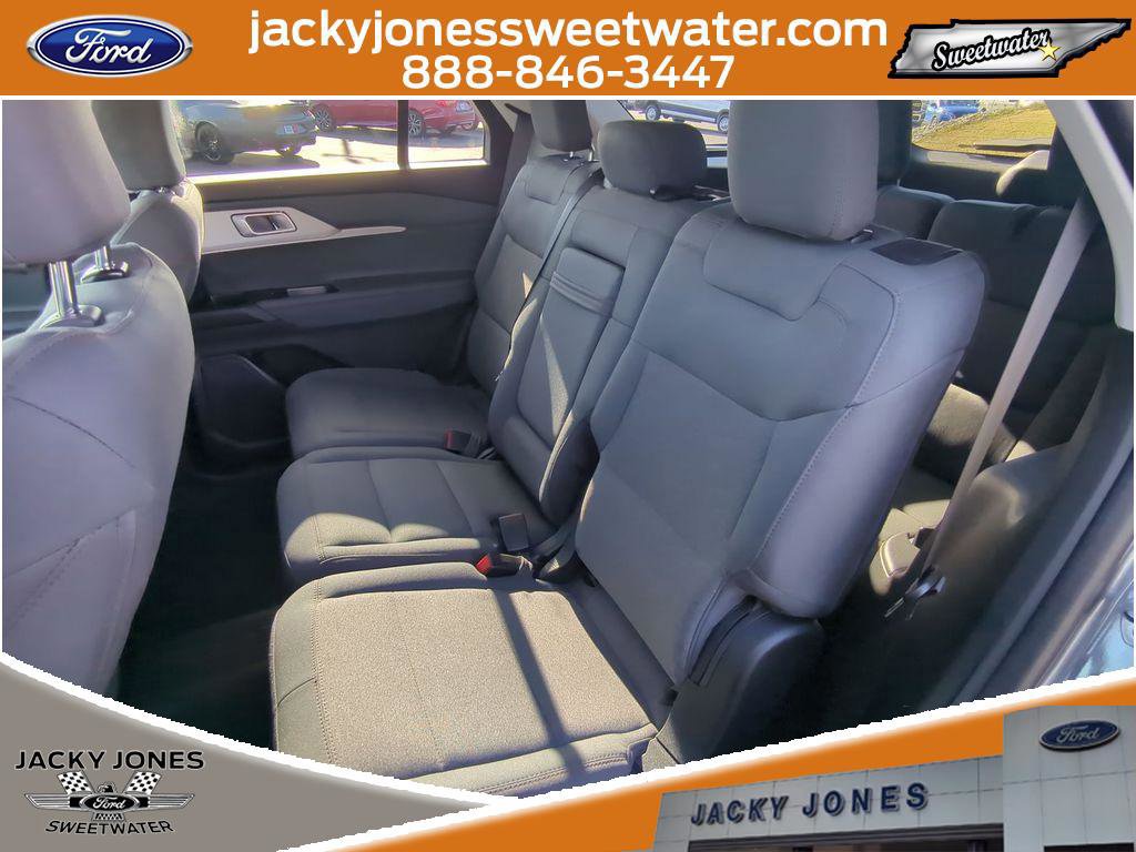 Certified 2025 Ford Explorer Active image 24