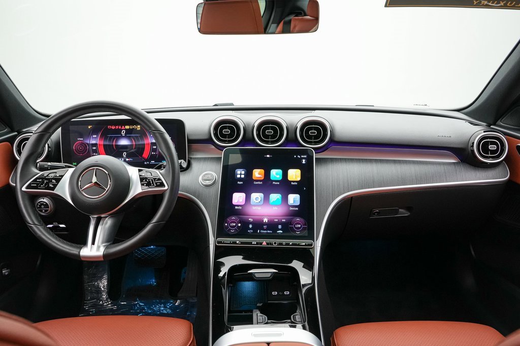 Used 2025 Mercedes-Benz C 300 Sedan image 17