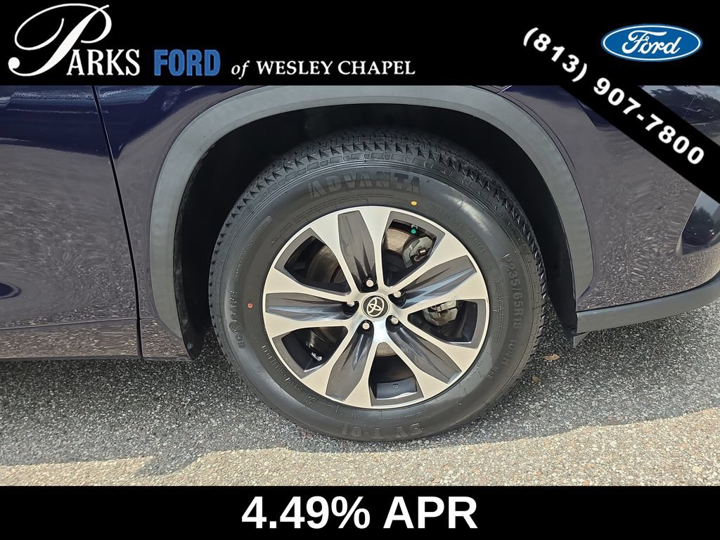 Used 2022 Toyota Highlander XLE FWD image 34