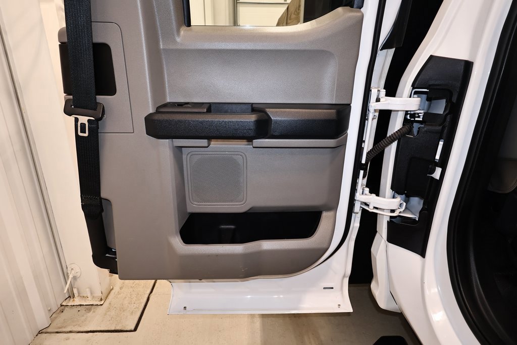 Certified 2022 Ford F550 4x4 SuperCab Super Duty image 21