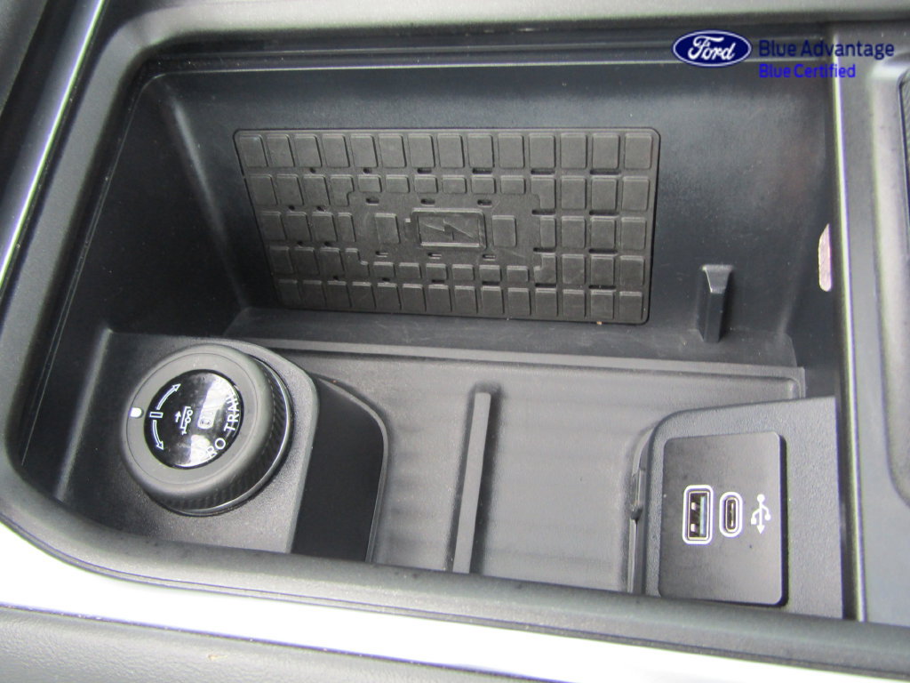 Certified 2025 Ford Expedition Active AWD/4WD image 34