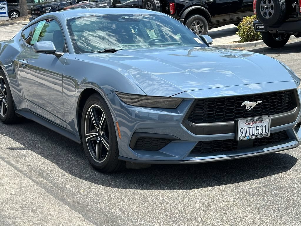 Certified 2025 Ford Mustang Coupe RWD image 11