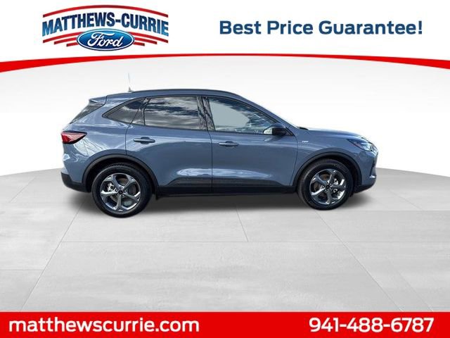 Certified 2025 Ford Escape ST-Line w/ Equipment Group 301A image 3