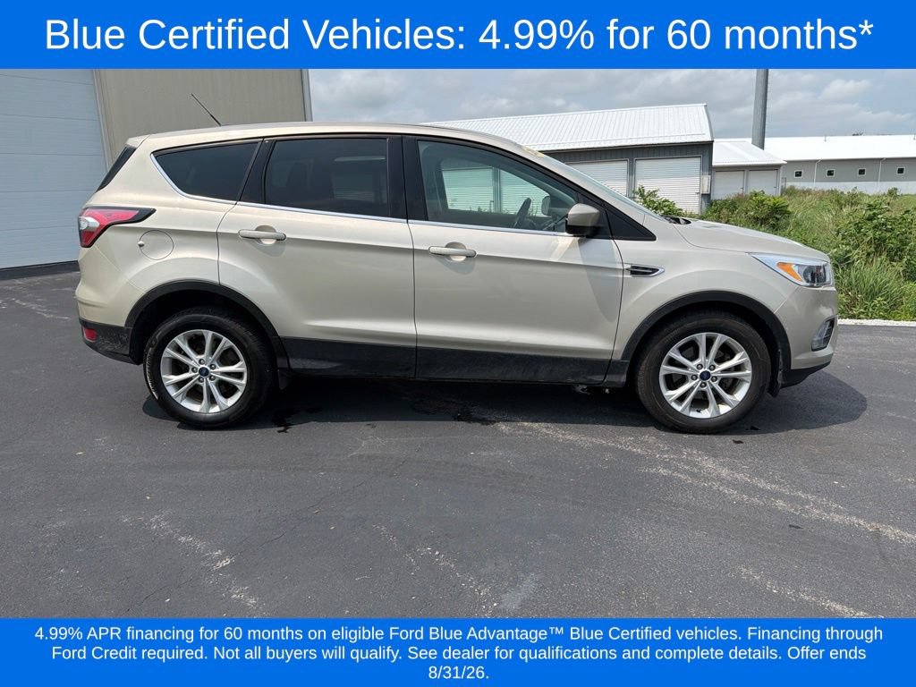 Certified 2017 Ford Escape SE FWD image 3