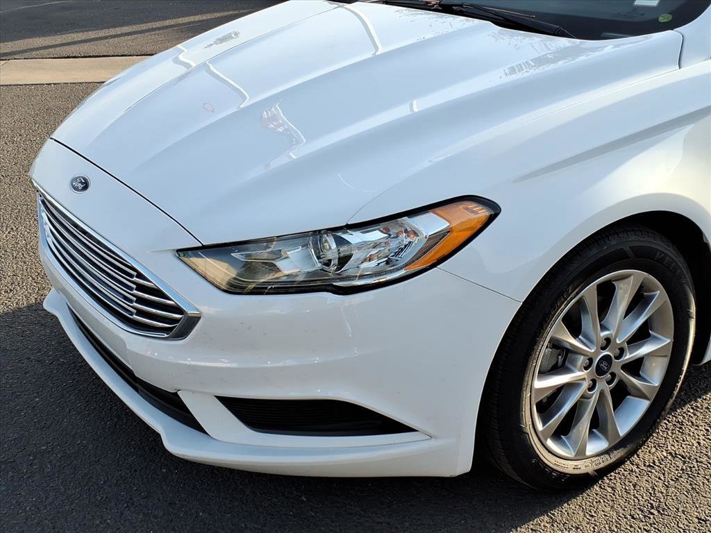 Certified 2017 Ford Fusion SE image 7