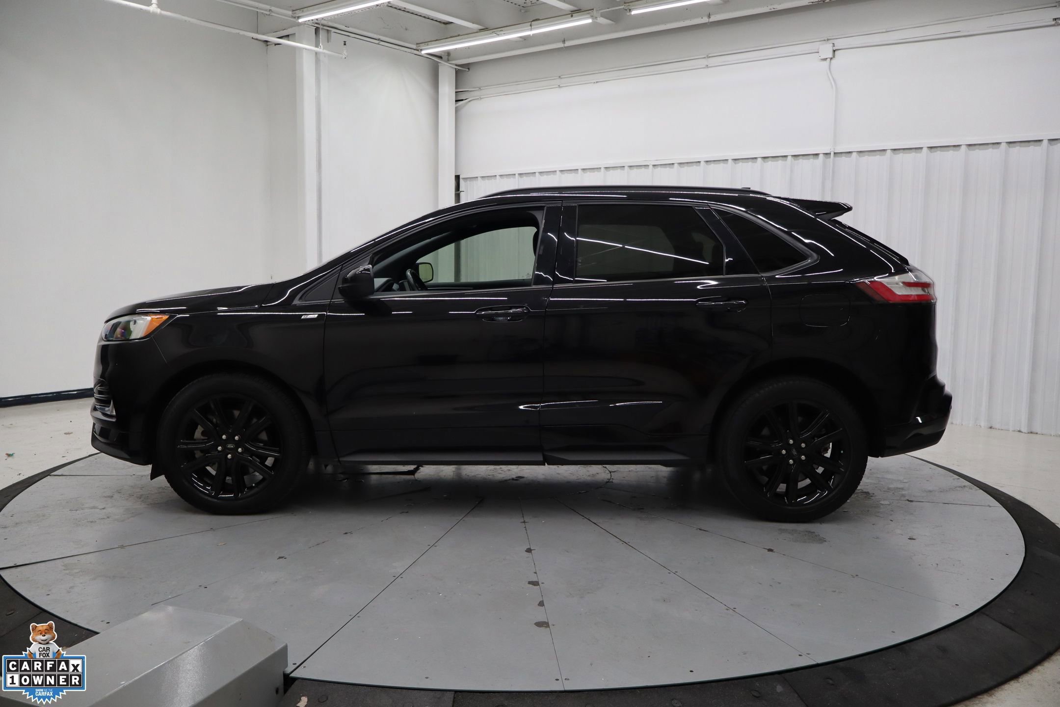 Certified 2022 Ford Edge ST-Line image 4