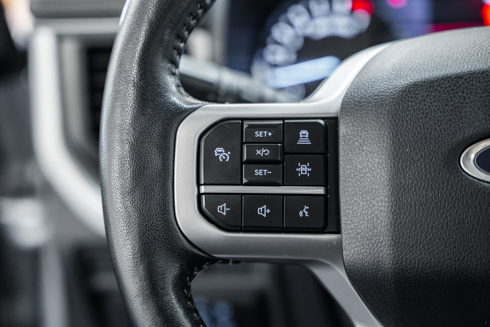 Certified 2023 Ford Expedition Max XLT image 35