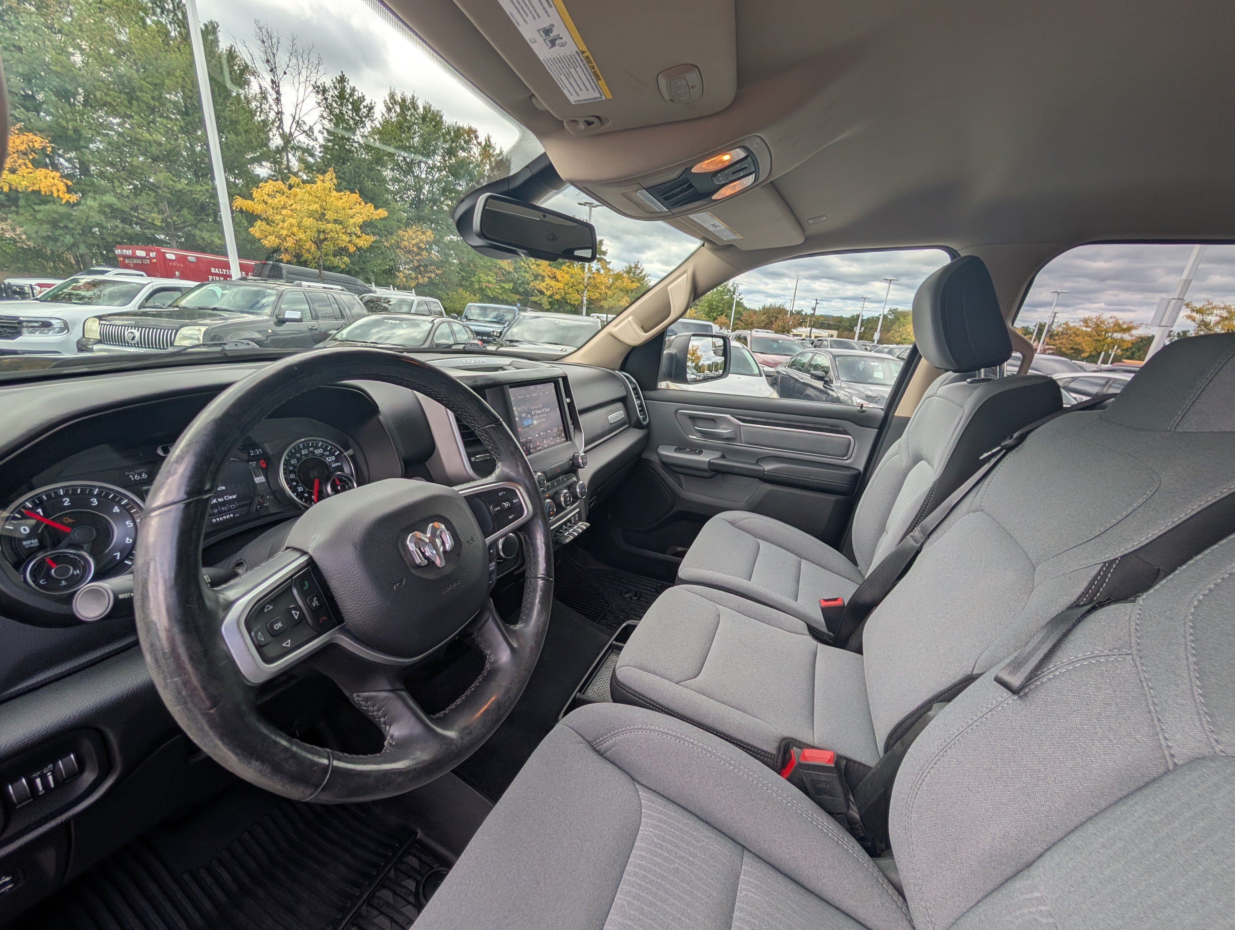 Used 2019 RAM 1500 Big Horn AWD/4WD image 17