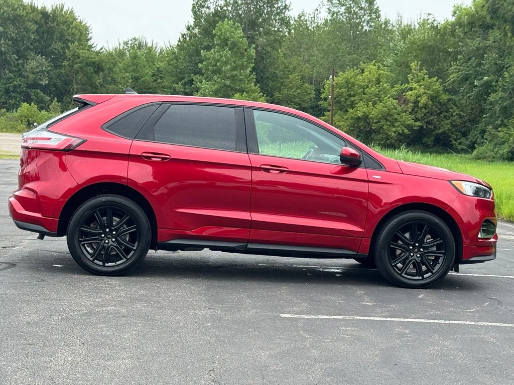 Certified 2024 Ford Edge ST-Line AWD/4WD image 7