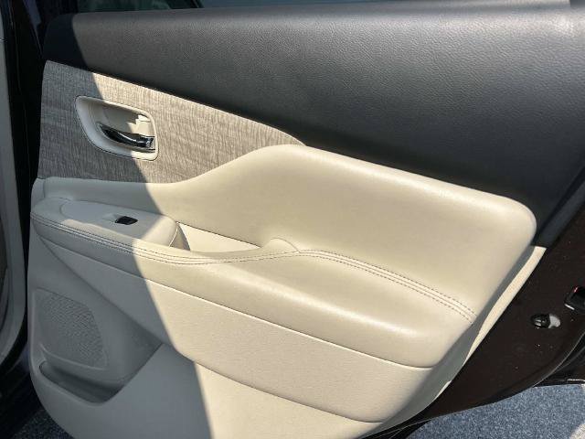 Used 2019 Nissan Murano SL w/ SL Technology Package FWD image 24