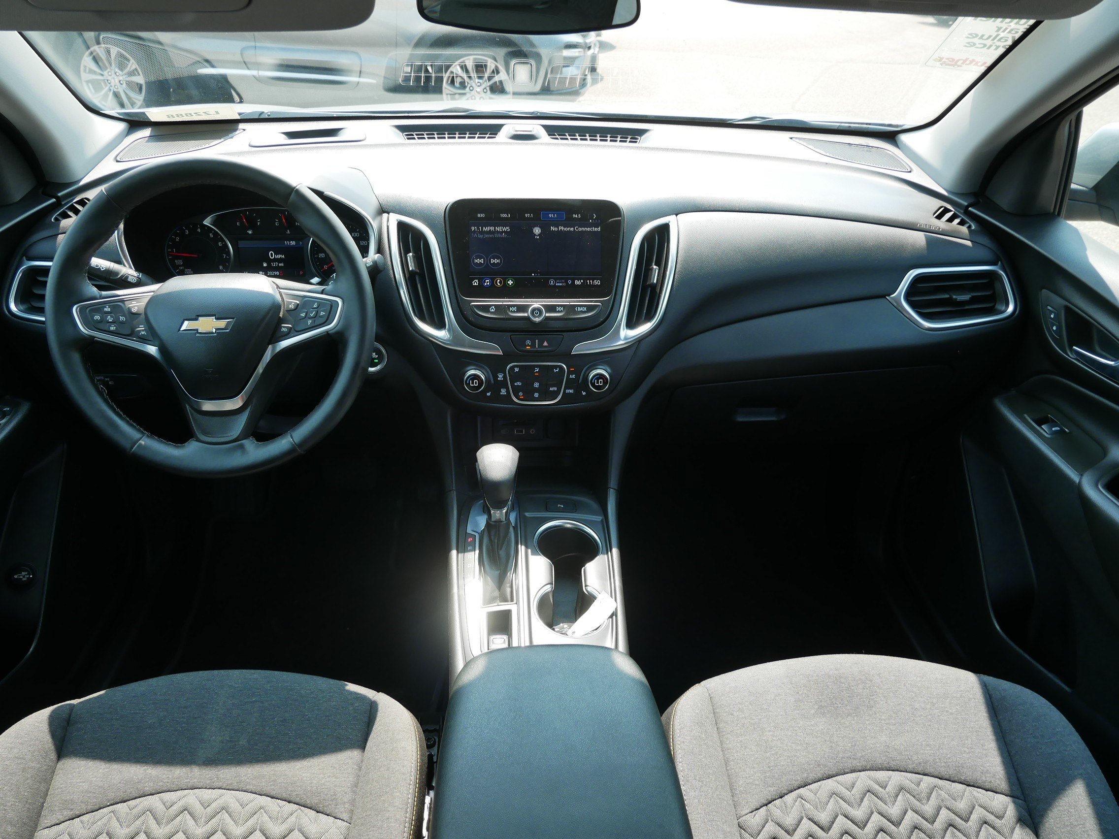 Used 2024 Chevrolet Equinox LT AWD/4WD image 10