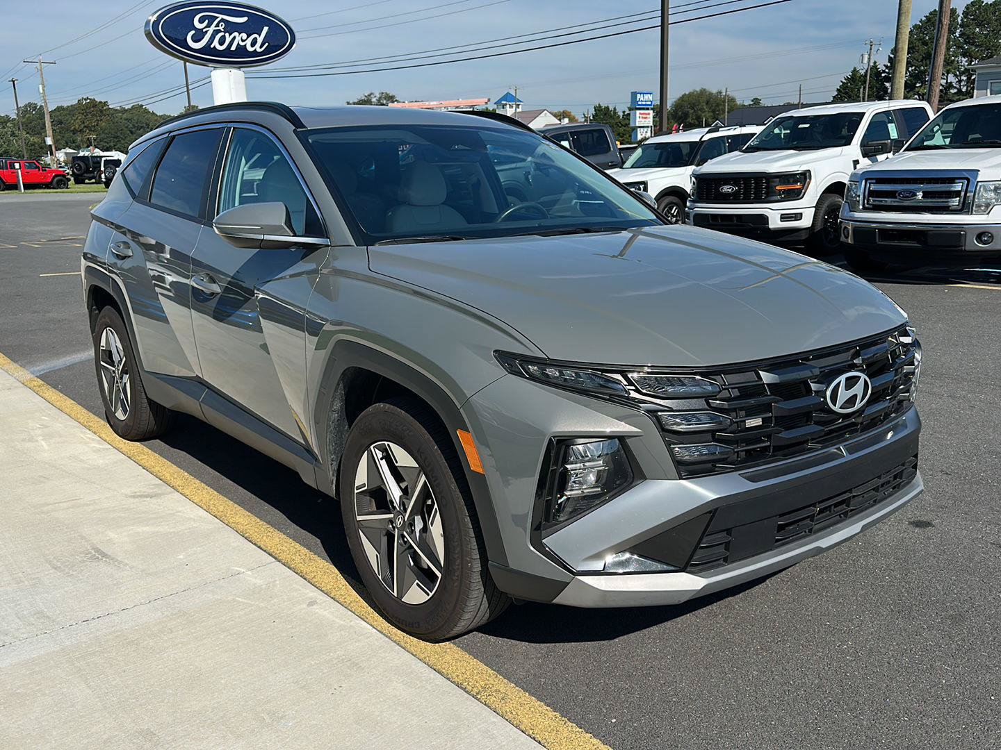 Used 2025 Hyundai Tucson SEL AWD/4WD image 3