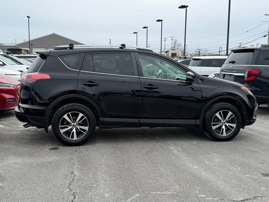 Used 2017 Toyota RAV4 XLE image 11