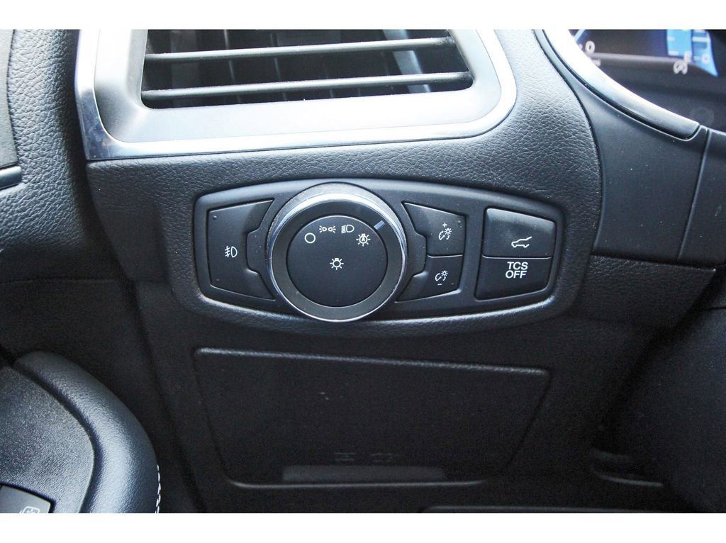 Certified 2021 Ford Edge Titanium image 22