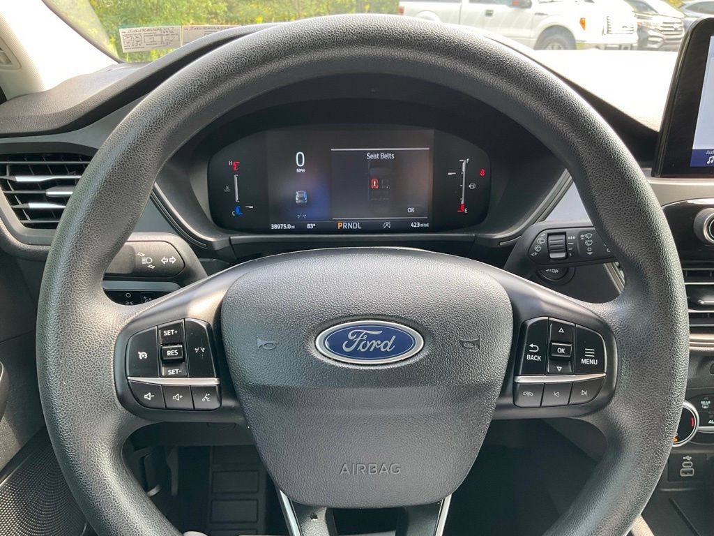 Certified 2025 Ford Escape Active AWD/4WD image 8