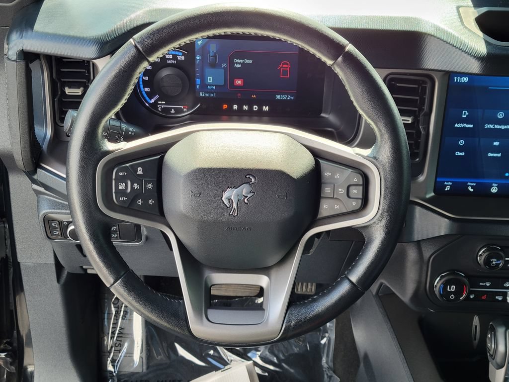 Certified 2023 Ford Bronco Outer Banks AWD/4WD image 25