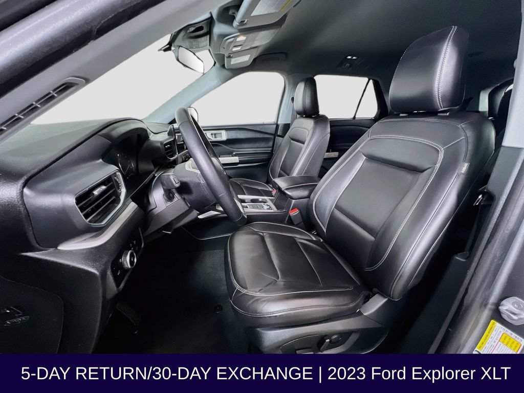 Certified 2023 Ford Explorer XLT w/ Equipment Group 202A AWD/4WD image 13