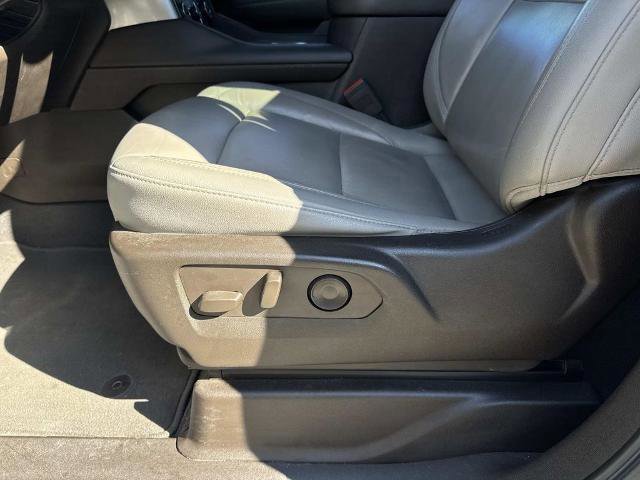 Used 2021 Chevrolet Suburban LT w/ Rear Media and Nav Package image 17