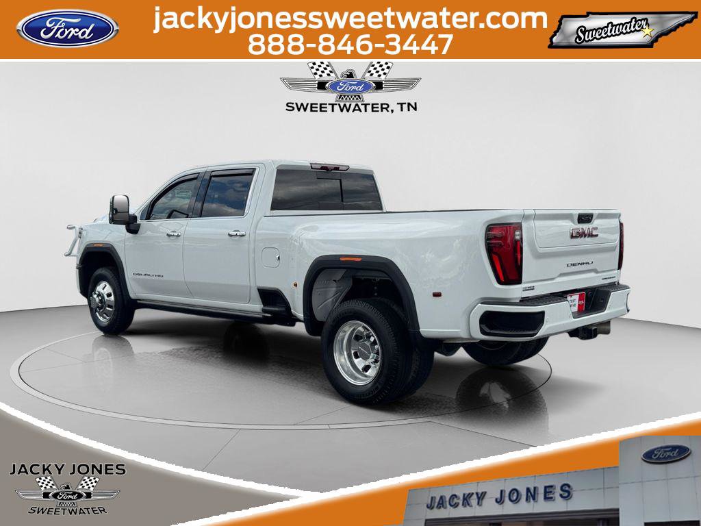 Used 2024 GMC Sierra 3500 Denali w/ Denali Reserve Package AWD/4WD image 3