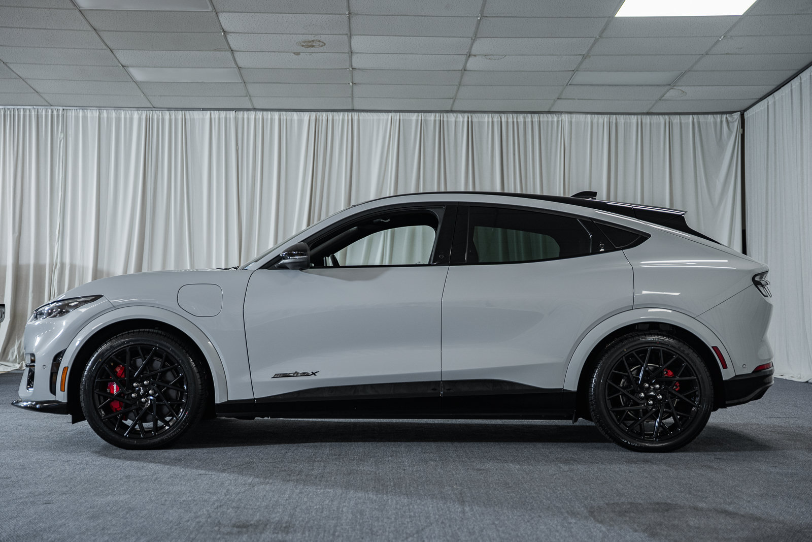 Certified 2023 Ford Mustang Mach-E GT w/ GT Performance Edition AWD/4WD image 5
