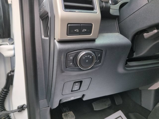 Certified 2022 Ford F250 Lariat w/ Lariat Value Package AWD/4WD image 13