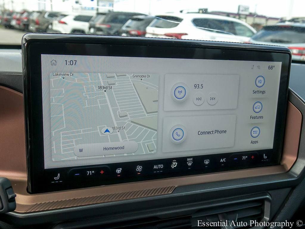 Certified 2025 Ford Bronco Sport Outer Banks w/ Outer Banks Tech Package+ AWD/4WD image 14