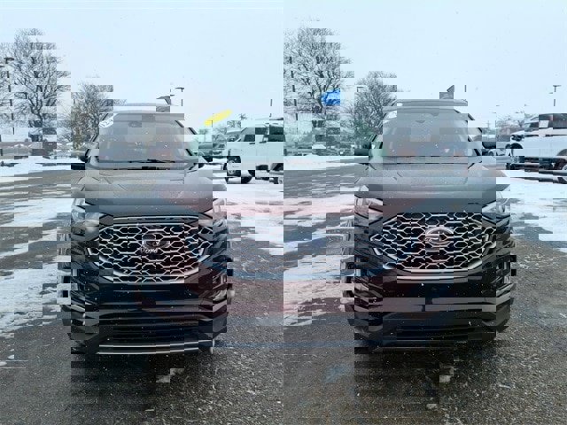 Certified 2024 Ford Edge SEL w/ Convenience Package image 2