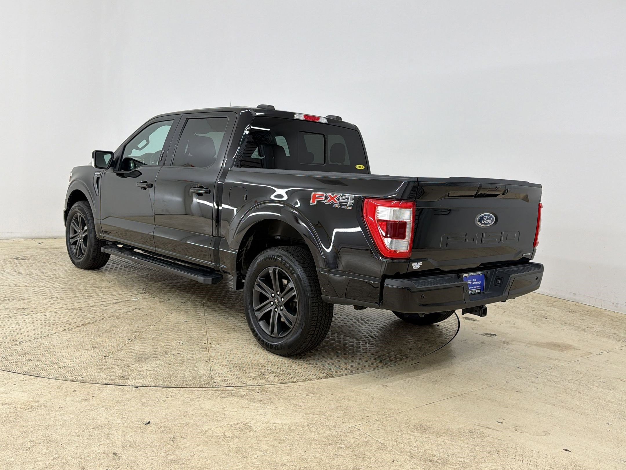 Certified 2021 Ford F150 Lariat w/ Equipment Group 502A High image 3