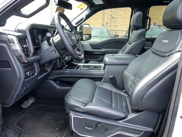 Certified 2026 Ford F450 Platinum w/ FX4 Off-Road Package AWD/4WD image 13