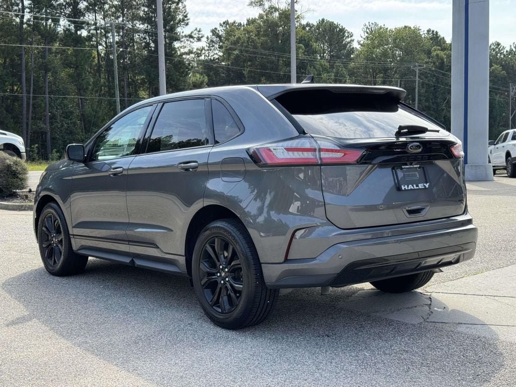 Certified 2024 Ford Edge SE w/ Black Appearance Package AWD/4WD image 24