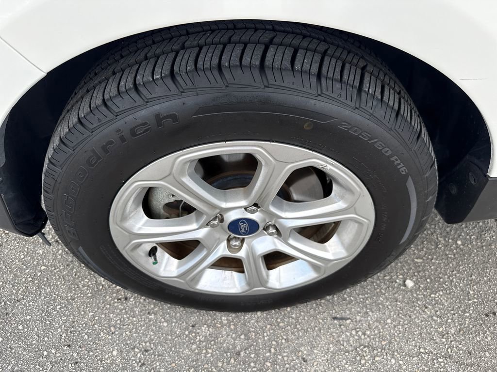 Certified 2018 Ford EcoSport SE w/ SE Convenience Package image 9