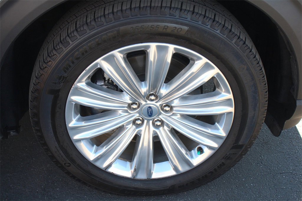 Certified 2021 Ford Explorer Limited w/ Hybrid Equipment Group 310A image 14