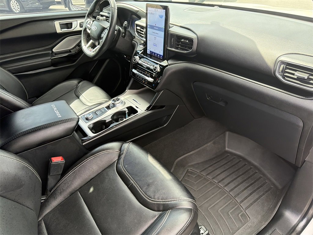 Certified 2022 Ford Explorer ST w/ Equipment Group 401A image 12