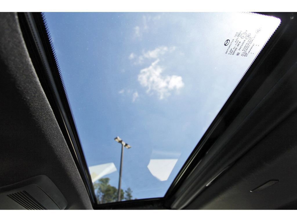 Used 2025 MAZDA MAZDA3 Carbon image 24