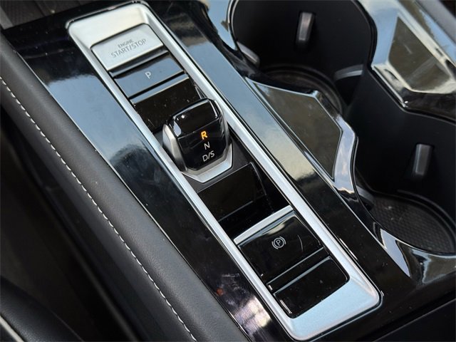 Used 2025 Volkswagen Atlas SEL Premium R-Line image 19