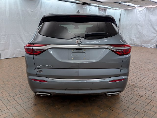 Used 2021 Buick Enclave Avenir w/ Avenir Technology Package AWD/4WD image 6