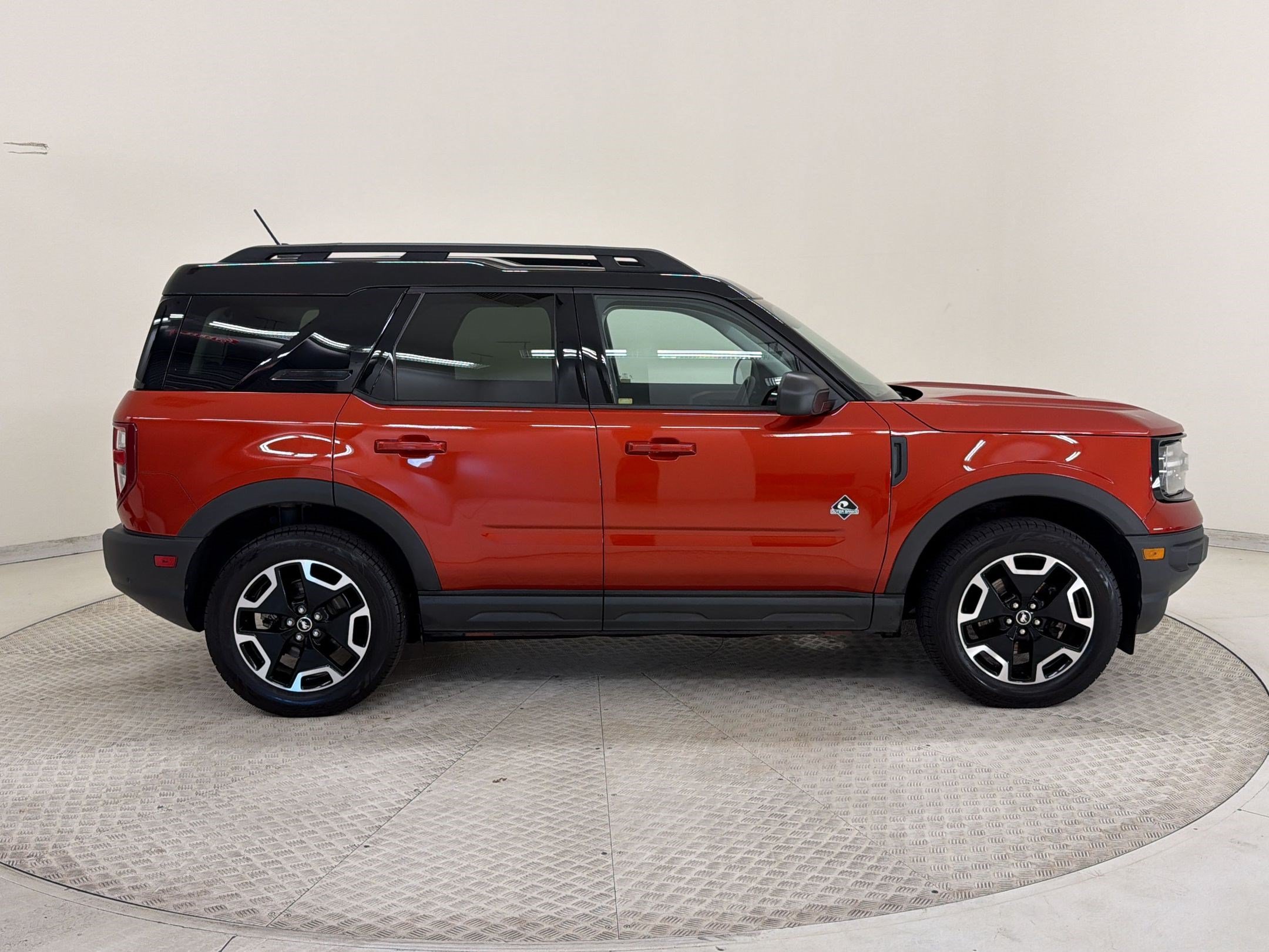 Certified 2022 Ford Bronco Sport Outer Banks w/ Tech Package AWD/4WD image 8