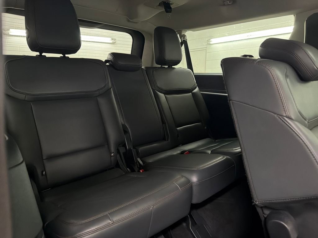Certified 2025 Ford Expedition Max Active RWD image 34