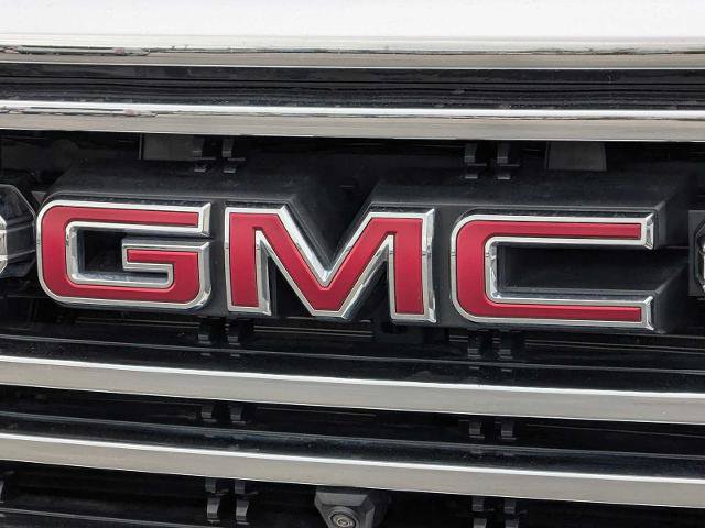 Used 2022 GMC Sierra 1500 SLT w/ SLT Premium Plus Package AWD/4WD image 11