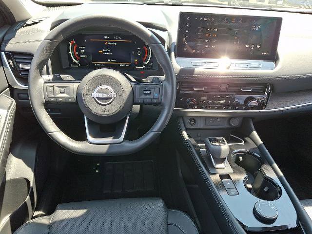 Used 2024 Nissan Rogue Platinum w/ Platinum Premium Package AWD/4WD image 11