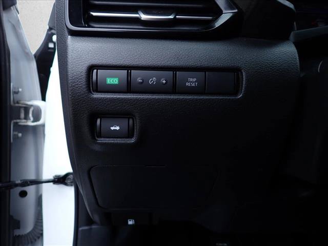 Used 2022 Nissan Sentra SR w/ Midnight Edition FWD image 12