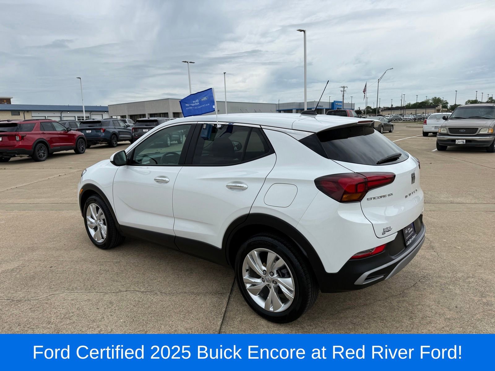 Used 2025 Buick Encore GX Preferred FWD image 7