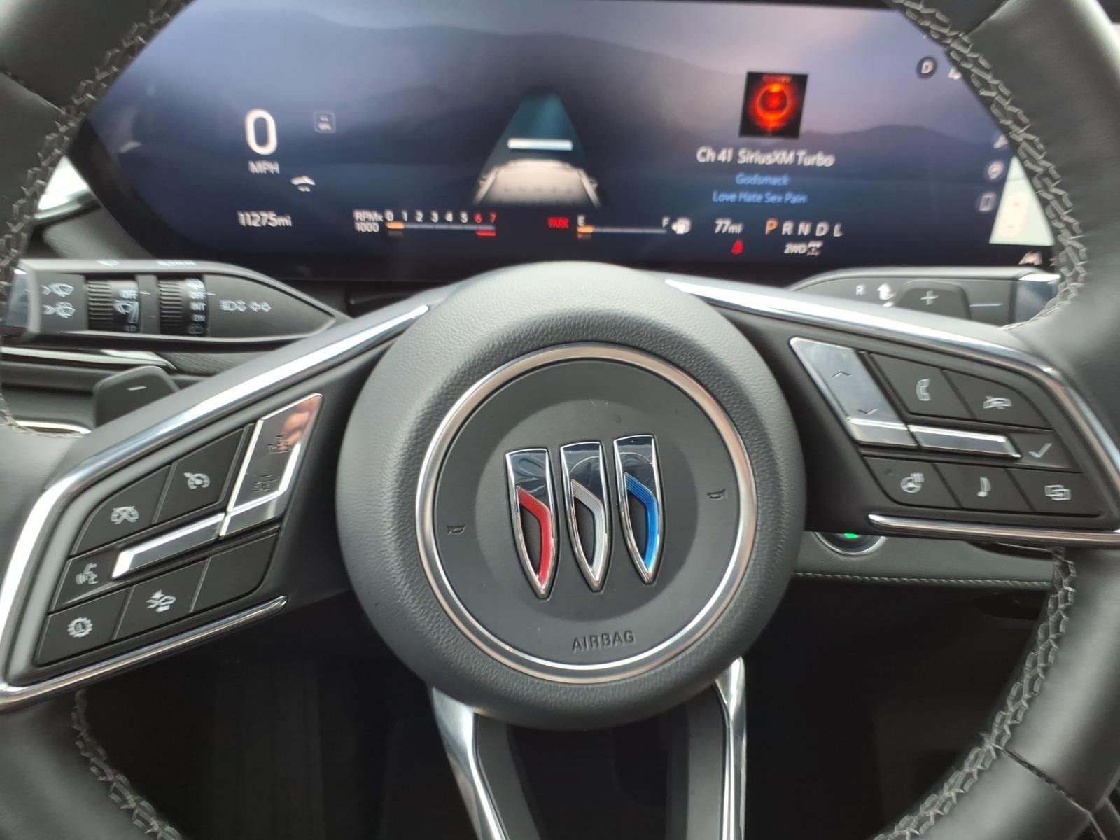 Used 2025 Buick Enclave Preferred image 17