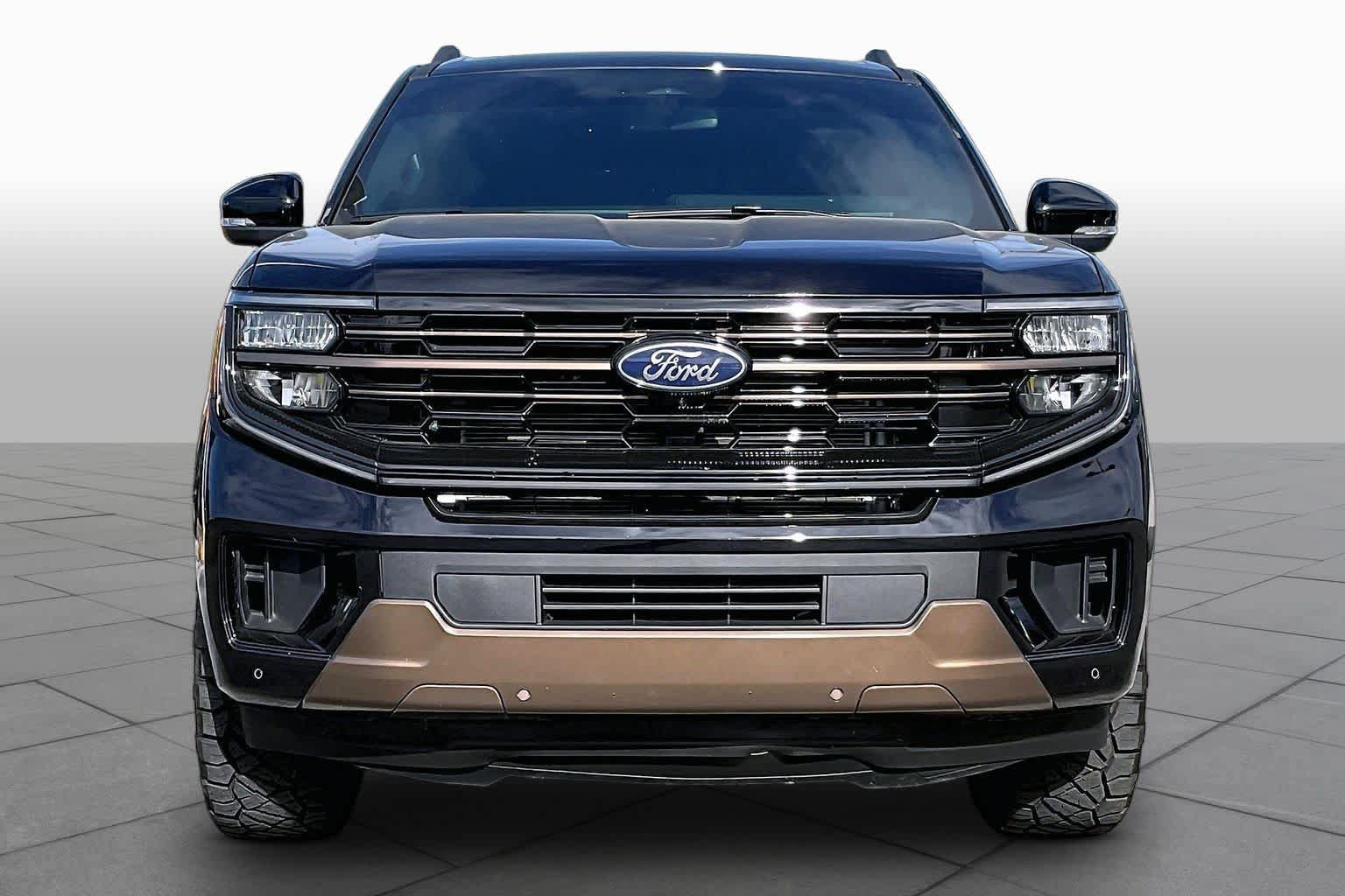 Certified 2026 Ford Expedition King Ranch AWD/4WD image 4