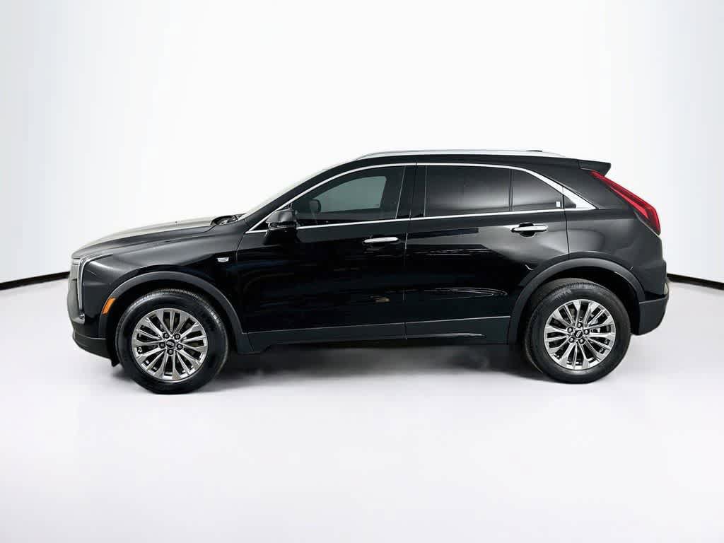 Used 2025 Cadillac XT4 Premium Luxury FWD image 3