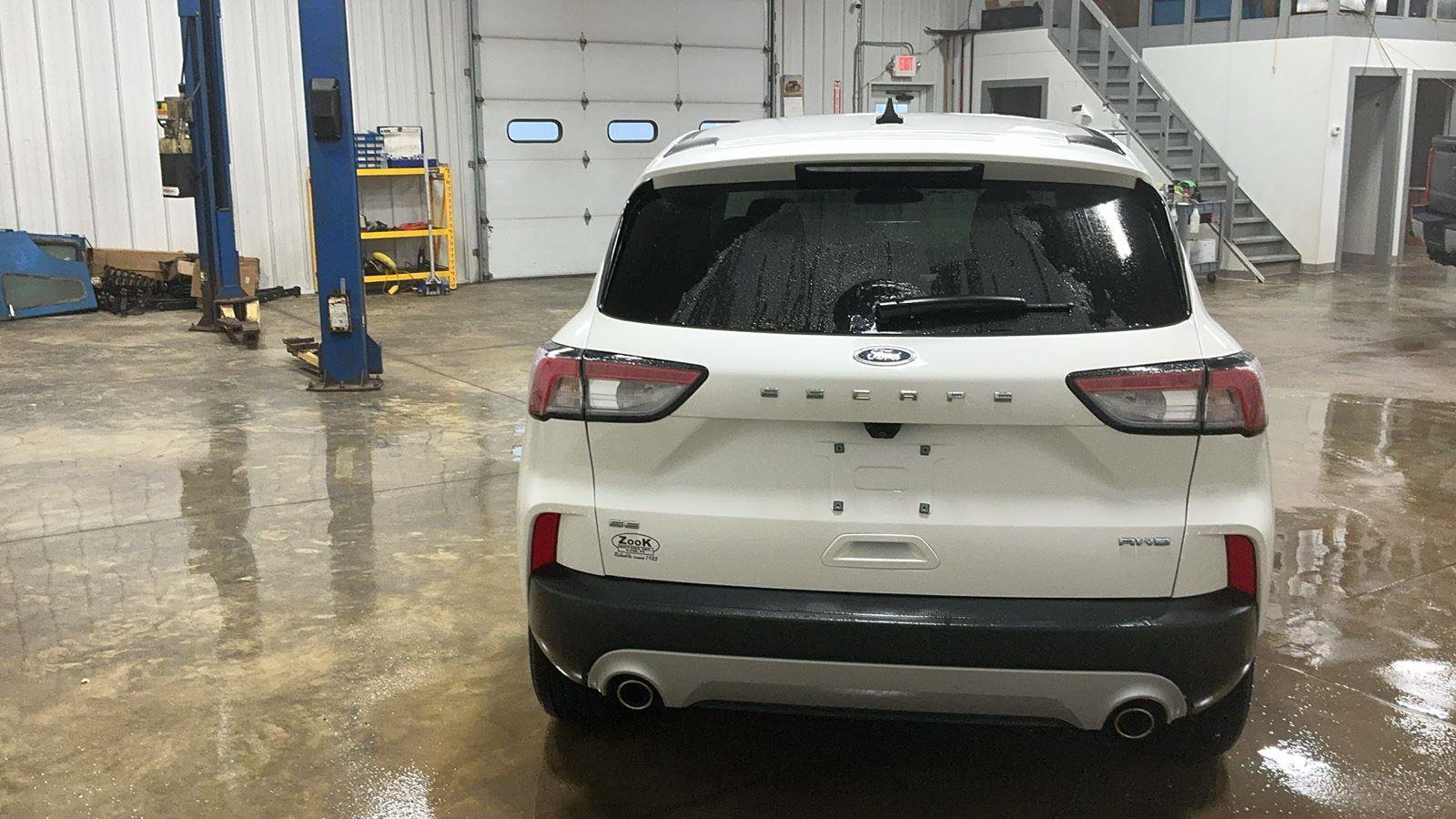 Certified 2021 Ford Escape SE w/ Cold Weather Package image 5