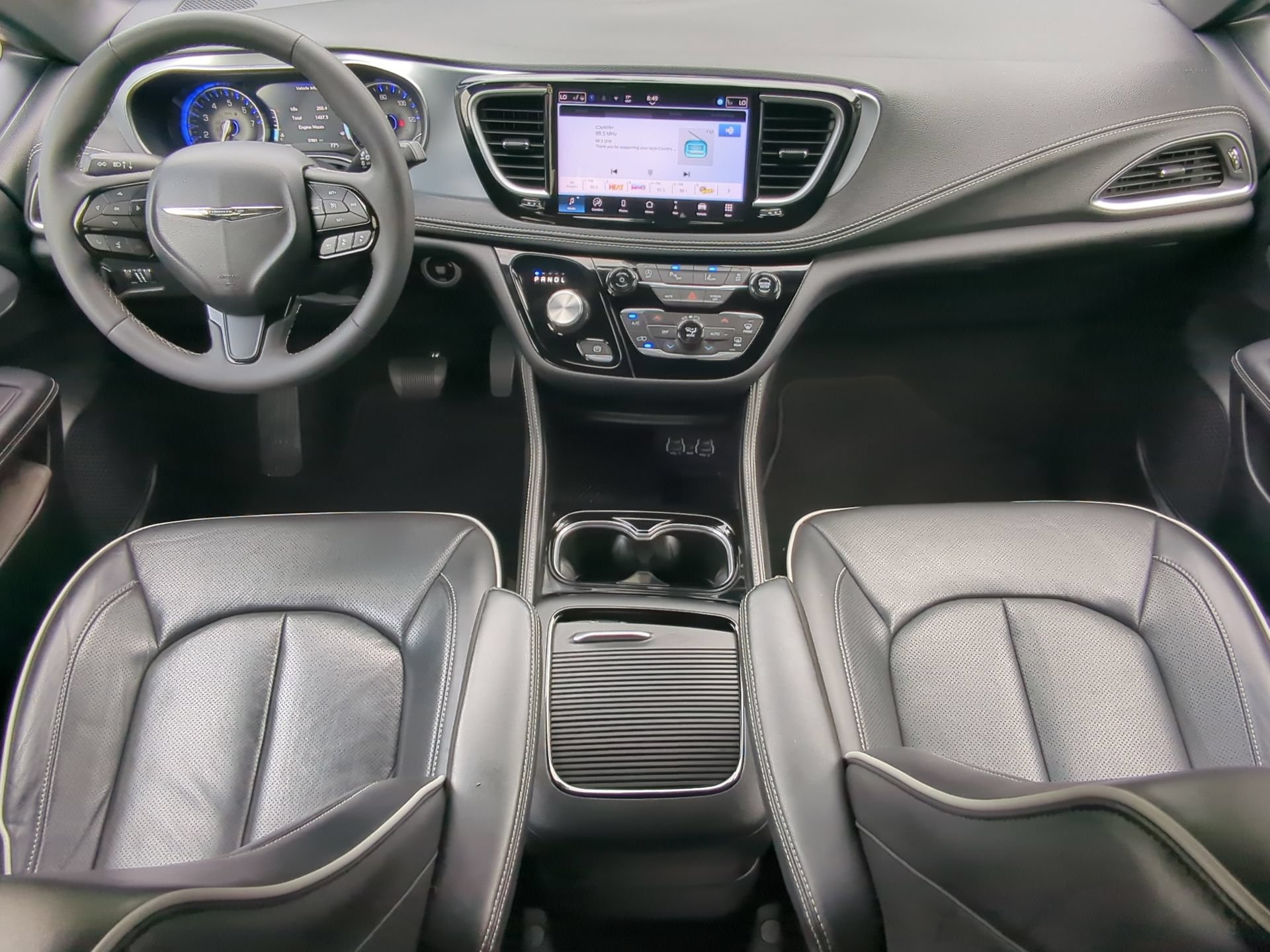 Used 2025 Chrysler Pacifica Limited FWD image 50