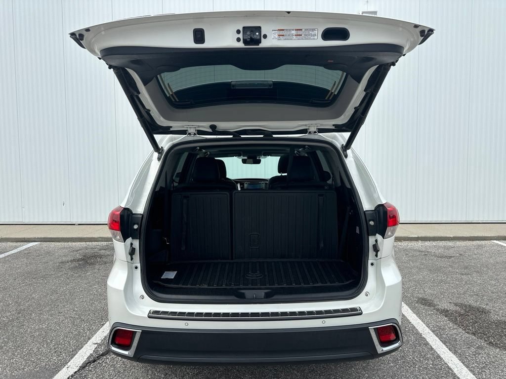Used 2019 Toyota Highlander Limited AWD/4WD image 23