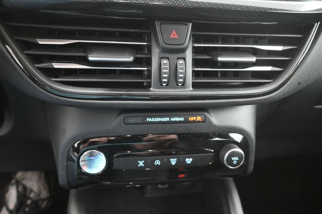 Certified 2024 Ford Escape ST-Line w/ Tech Pack #1 FWD image 9